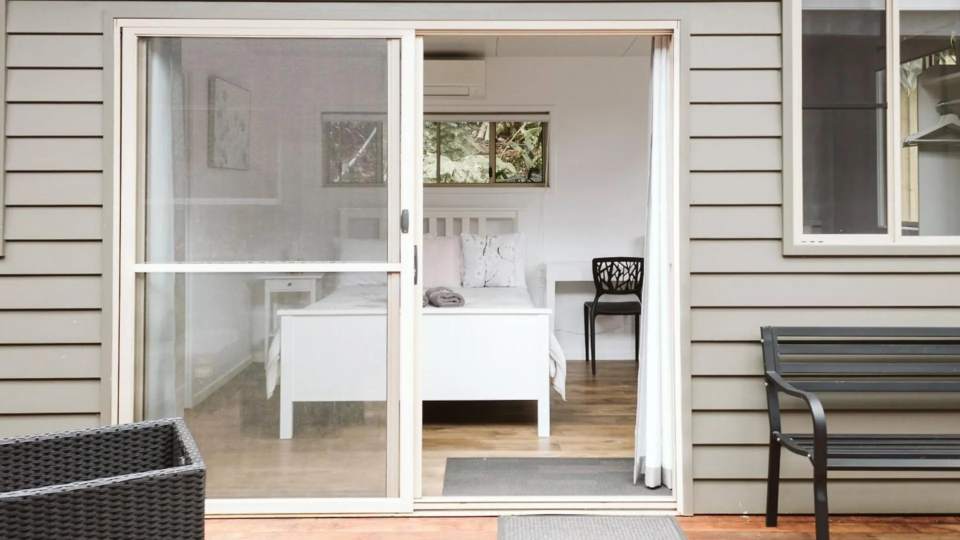 Private 3-Bedroom House Nestled High Amongst The Trees Maleny