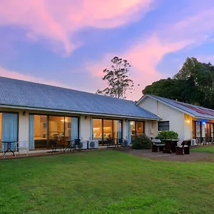 Views Motel